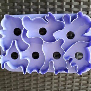 EUC Tupperware animal shape cutters